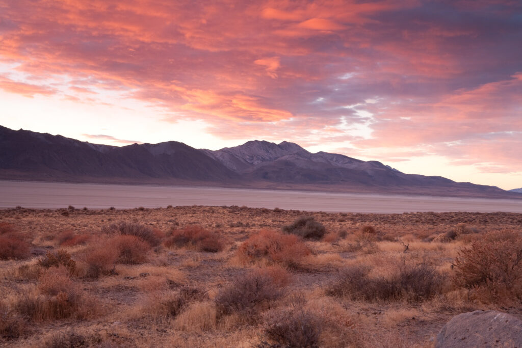 Discover Nevada: Top 10 Must-Visit Destinations for an Unforgettable Adventure 11