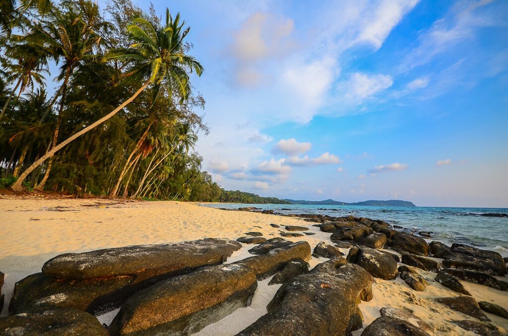 12 Enchanting Beaches in Thailand You Must Explore 12