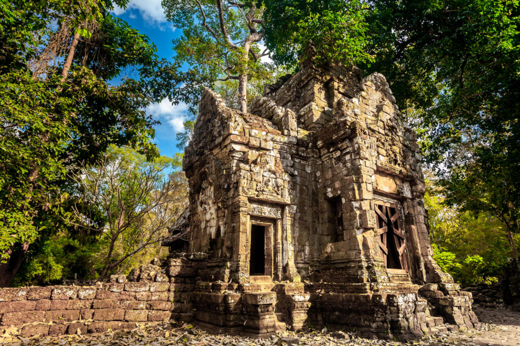 12 Enigmatic Lost Cities That Time Forgot 7 Angkor Wat Temple - Cambodia. Ancient architecture