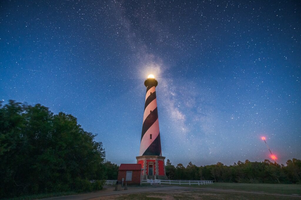 8 Cool Islands in the US You Can Actually Drive To 7 Cape Hatteras Lighthouse in the Outer Banks of North Carolina, USA