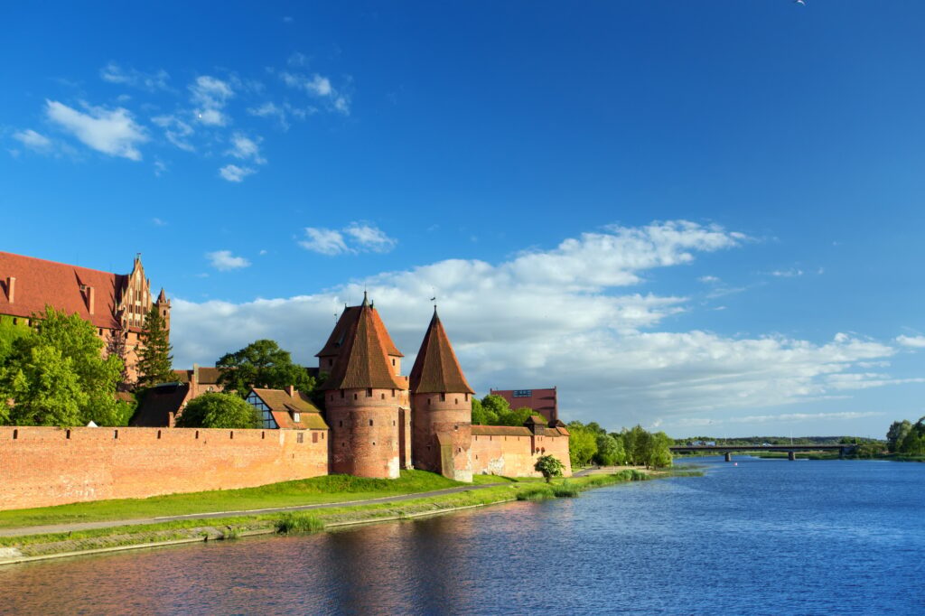 10 Enchanting Castles Around the Globe You Simply Cannot Miss 11 evening Malbork castle