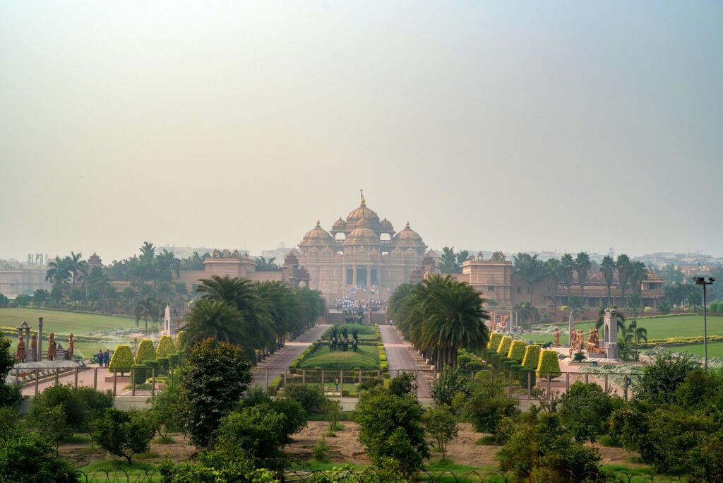 10 Majestic Temples Around the World You Must Visit 11 Facade of a temple Akshardham in Delhi, India