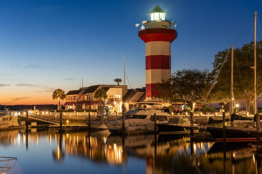 8 Cool Islands in the US You Can Actually Drive To 3 Hilton Head, South Carolina, USA Lighthouse