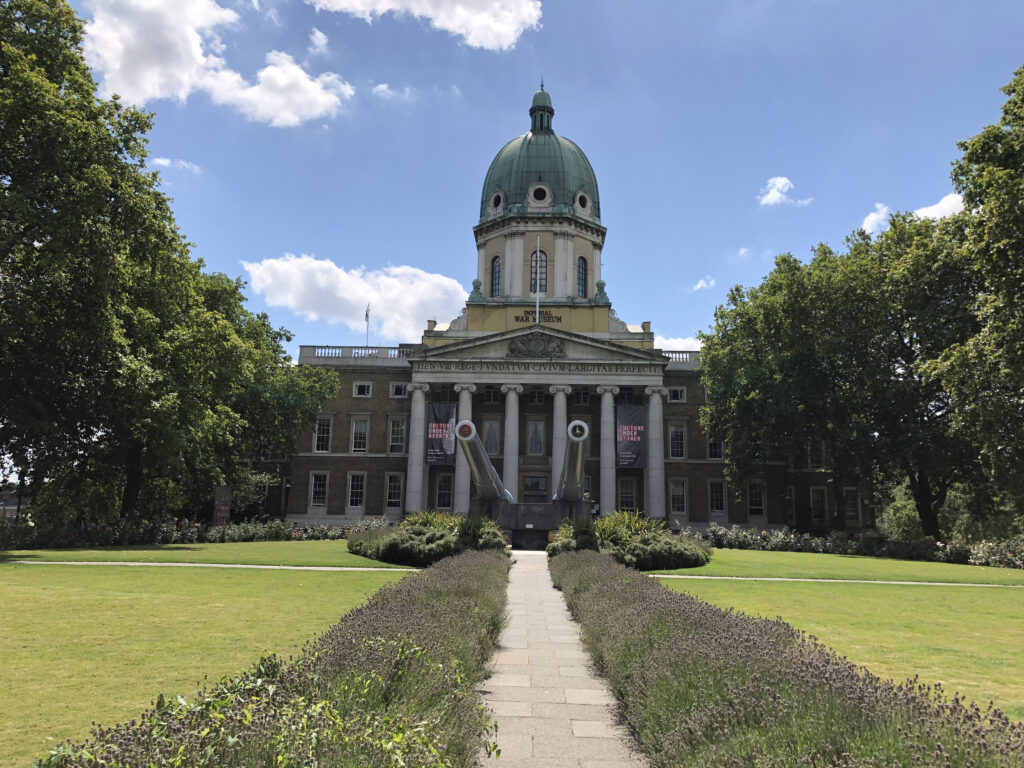 10 Enchanting Attractions to Experience in London 5