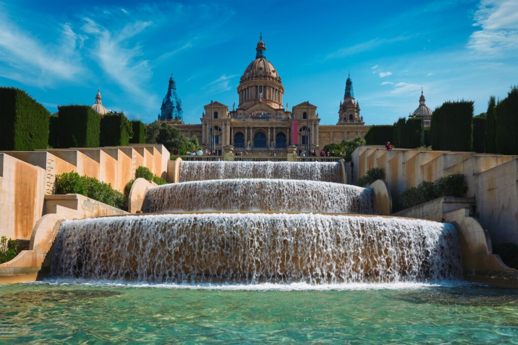 11 Extraordinary Attractions in Barcelona You Can't Miss 10 Magic Fountain of Montjuic. Barcelona, Spain