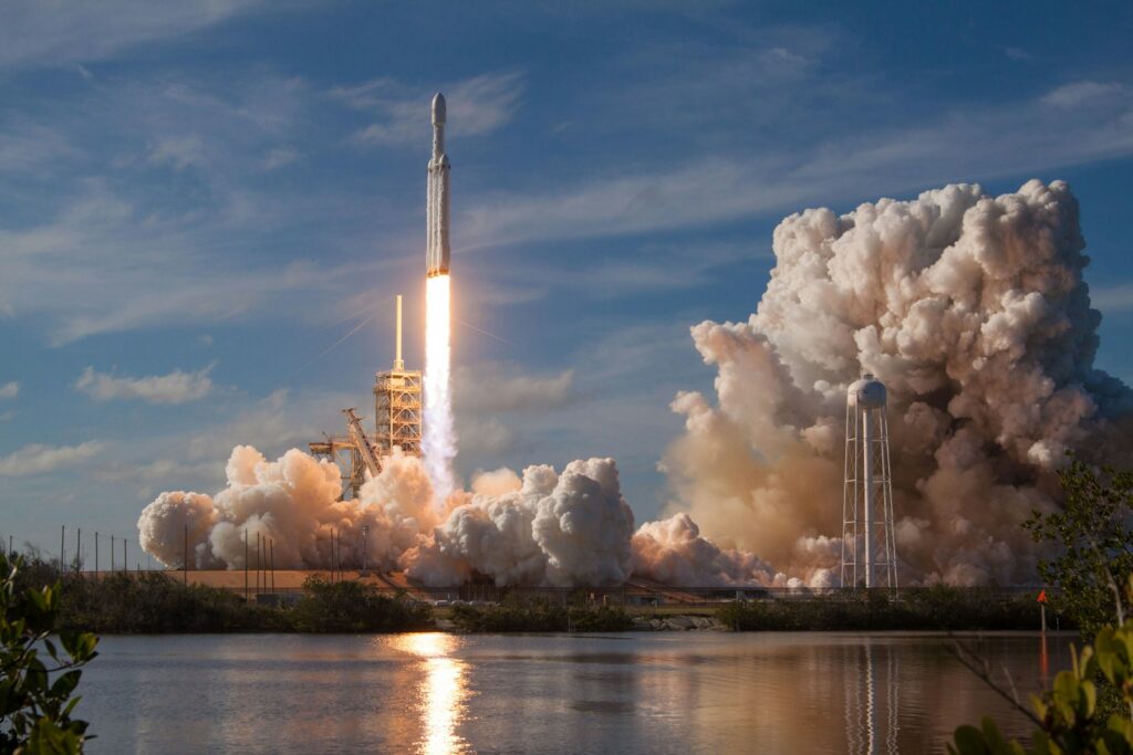 10 Extraordinary Destinations You Can't Miss in Florida 10 gray spacecraft taking off during daytime